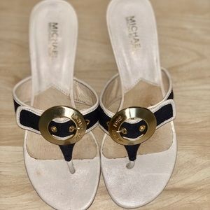 Micheal kors black and cream w/ gold buckle